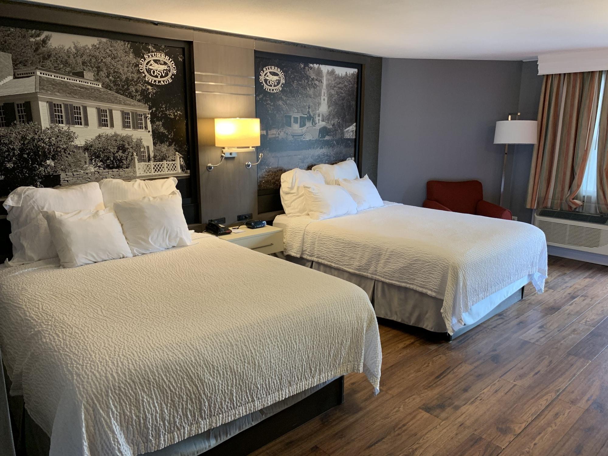 Super 8 by Wyndham Sturbridge Hotel Eksteriør billede
