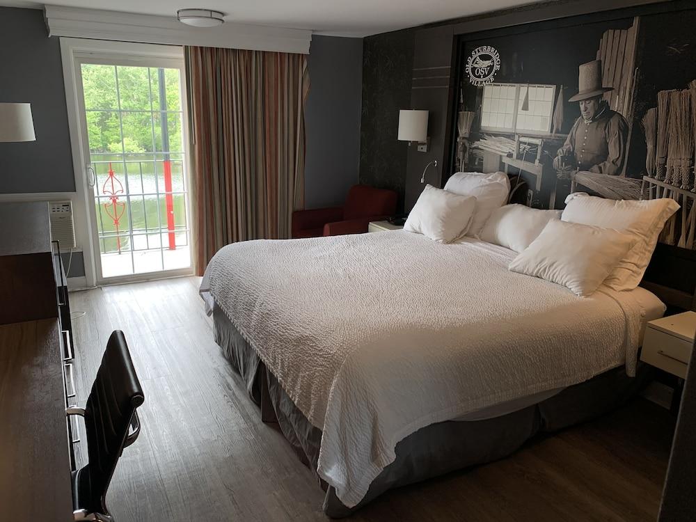 Super 8 by Wyndham Sturbridge Hotel Eksteriør billede