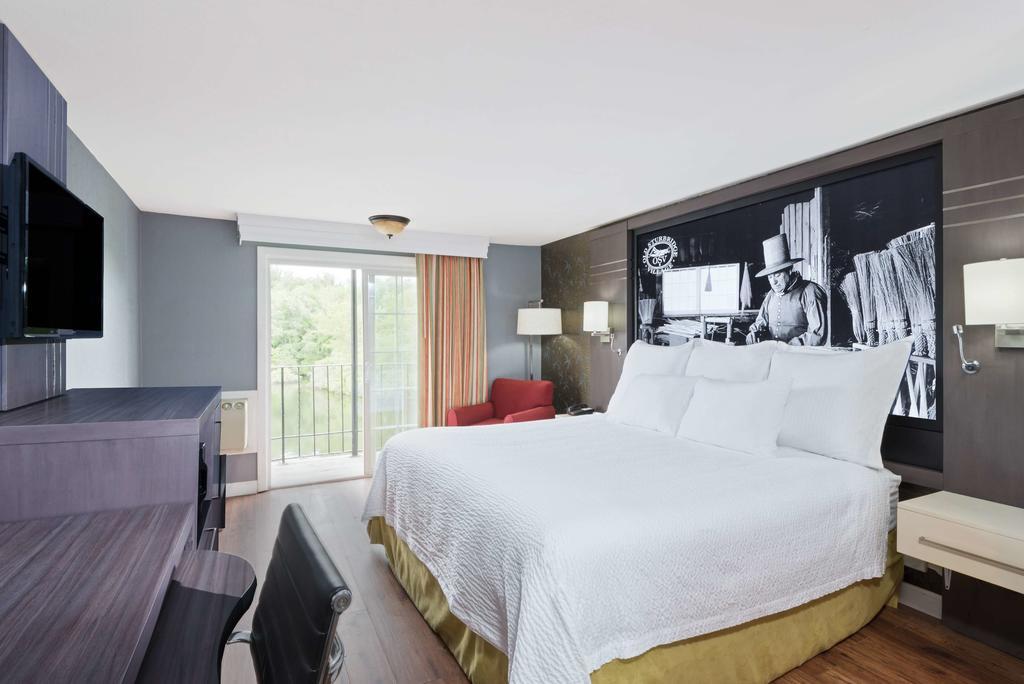 Super 8 by Wyndham Sturbridge Hotel Eksteriør billede